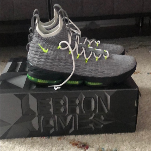lebron 15 air max 95 for sale